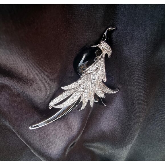 Vintage NOLAN MILLER Black and White Clear Rhinestones Silver Tone Figural Bird - Picture 2 of 6